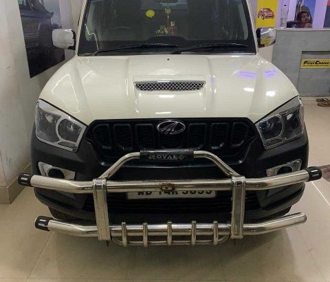 good condition showroom condition  contact number 9678100976