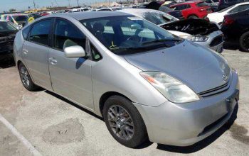 2004  Toyota prius