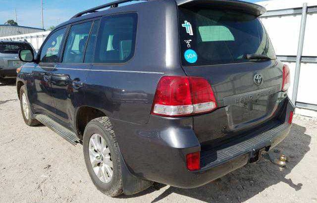 2008 Toyota land cruiser