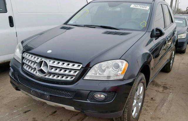 2006 Mercedes Benz ML 350 GOING FOR N400,000