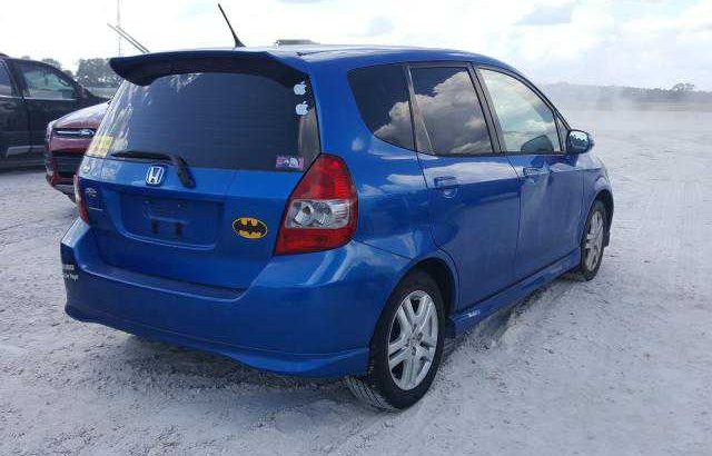 2008 Honda Fit Sport going for N400,000
