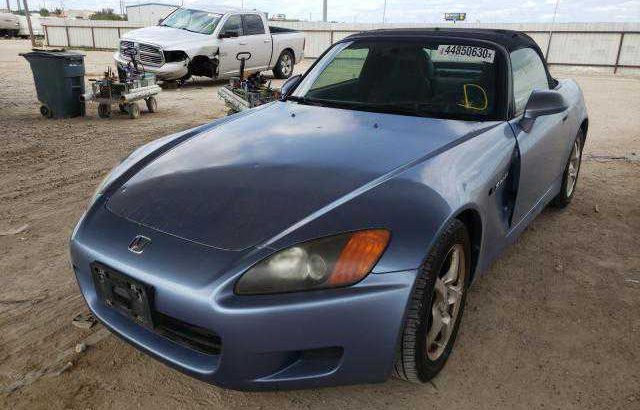 2002 Hyundai S2000 going for Sale