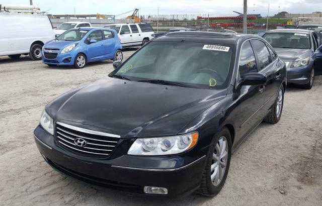 2006 Hyundai Azera SE going for N350,000