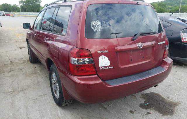 2004 TOYOTA HIGHLANDER For Sale