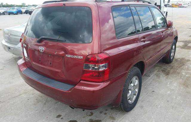 2004 TOYOTA HIGHLANDER For Sale