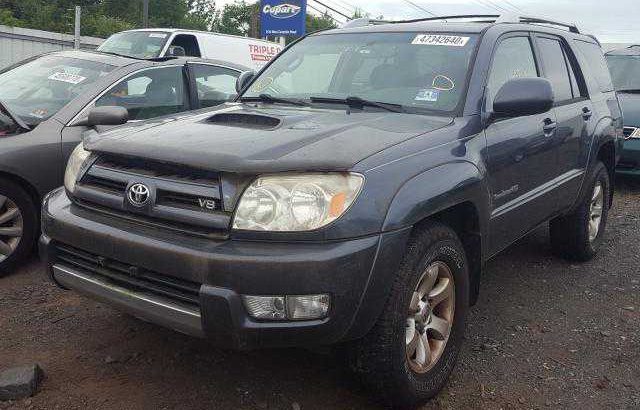 2004 TOYOTA 4RUNNER SR For Sale Going For N300,000