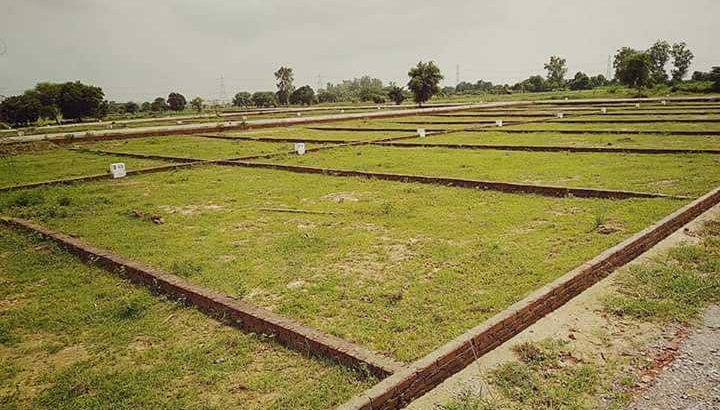 आसान मासिक किस्तों मे प्लॉट पाने के लिए सम्पर्क करें