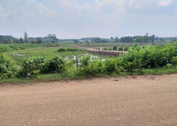 plot for sales at airport road ,kolamuru