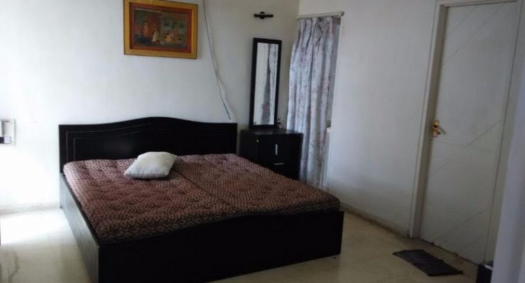 Pooja Abhishek apartment