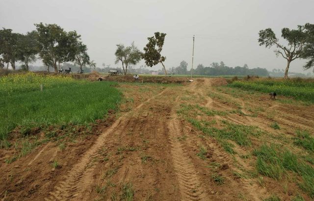 On Highway plot ab aapke shahar patna me saste Rate me