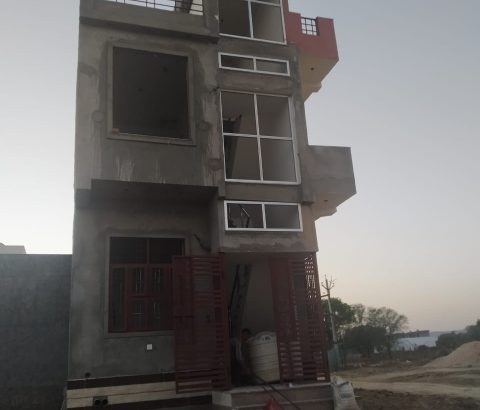 House Ready to move in Plots/independent House/Villa /Land /are affordable on low to High price /in jaipur