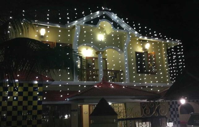 11.50 cent Land  and  2 Floor  House  for  Sale