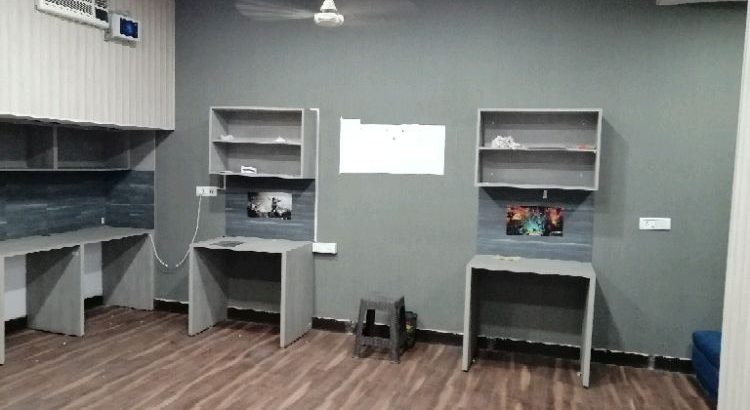 COMMERCIAL /OFFICE SPACE AVAILABLE FOR  LEASE