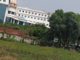 लखनऊ फैजाबाद रोड पर मेन हाईवे से लगा हुआ प्लॉट Green square City