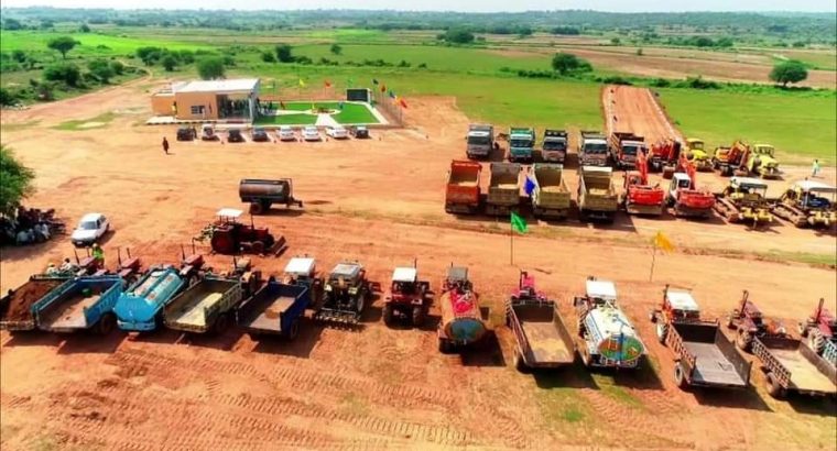 Enjoy a luxurious living experience in the most choicest block of Capital Smart City!

✅  Exclusive