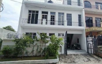 200 sq yd house for sale