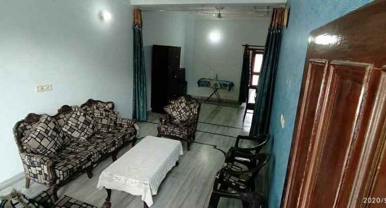 200 sq yd house for sale