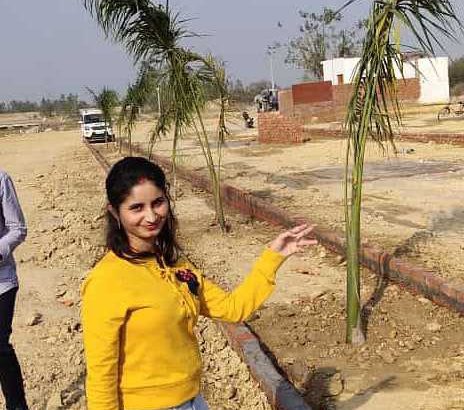 Lucknow me sultanpur road par plots available Hai 
      Kam se kam prize me plots navratri offers