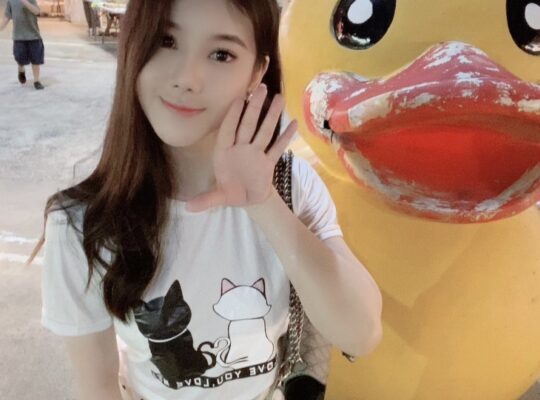 Top Places to Meet Single People in Pakket